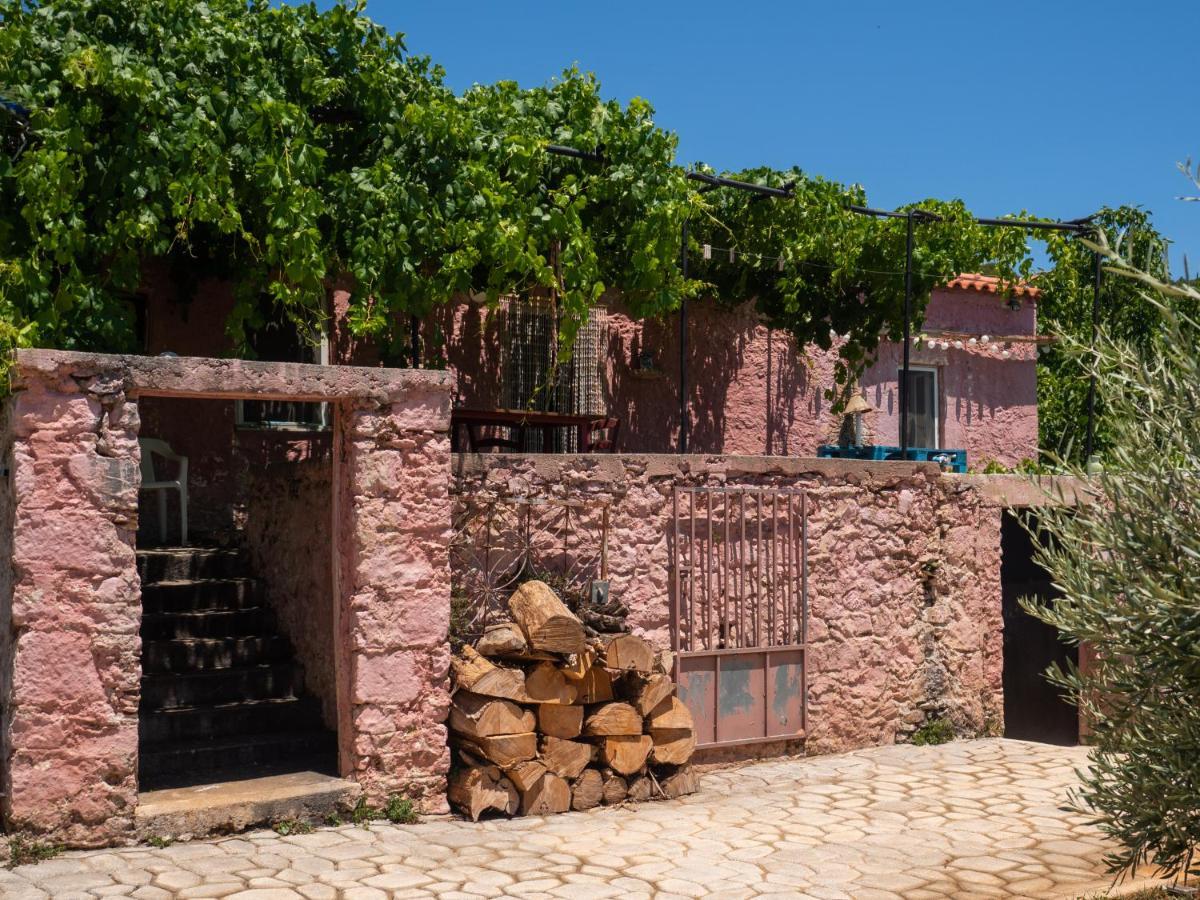 Vintage Stone-Built Country Cottage In Richea Kouloureika Kültér fotó