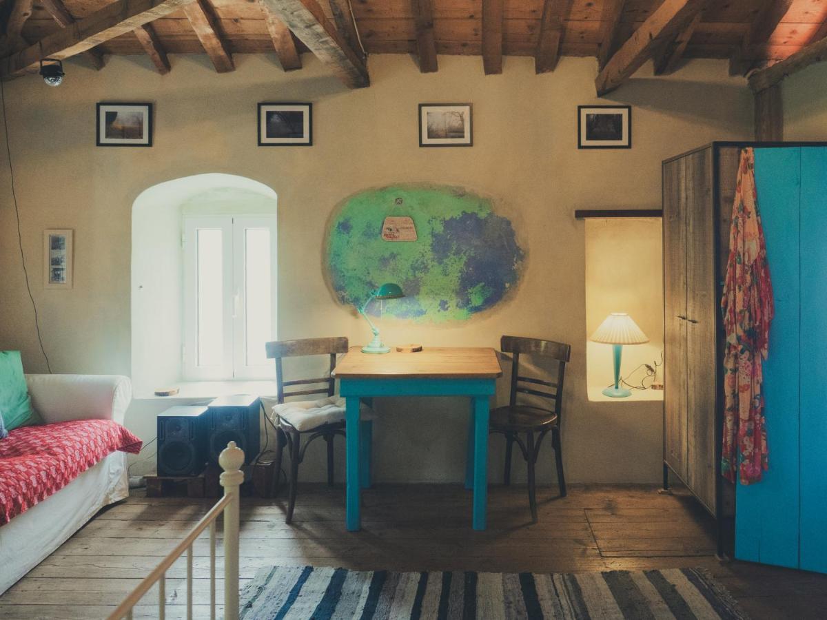 Vintage Stone-Built Country Cottage In Richea Kouloureika Kültér fotó