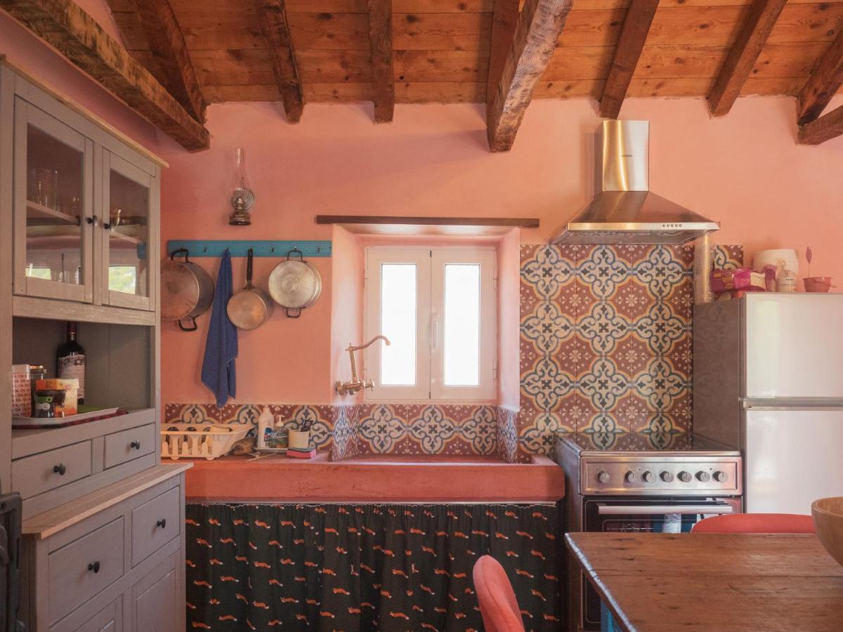 Vintage Stone-Built Country Cottage In Richea Kouloureika Kültér fotó